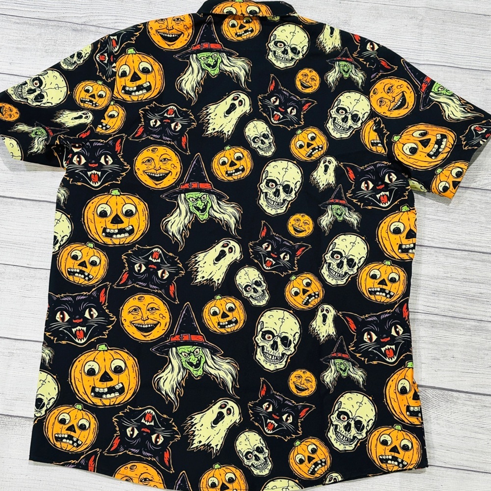 Vintage Halloween Button Up - Picture 2 of 3